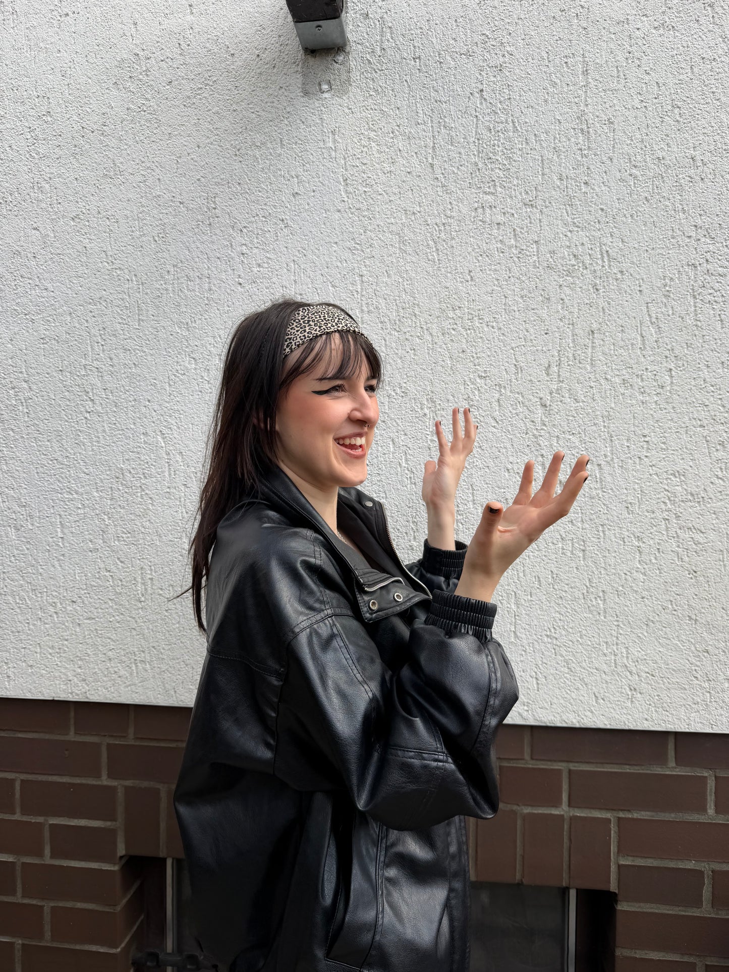 Essential Haarband | Leo